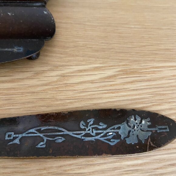 Vintage Heintz Metal Art Shop Letter Holder With Perpetual Calendar and Letter O - Picture 5 of 10